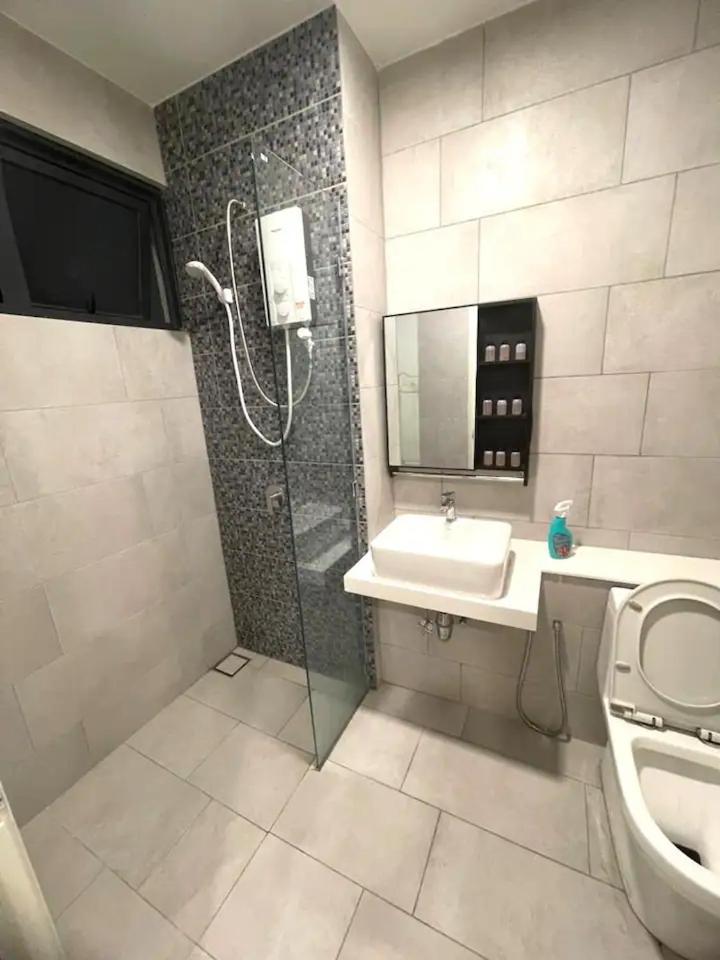 Maxhome At The Shore Kota Kinabalu