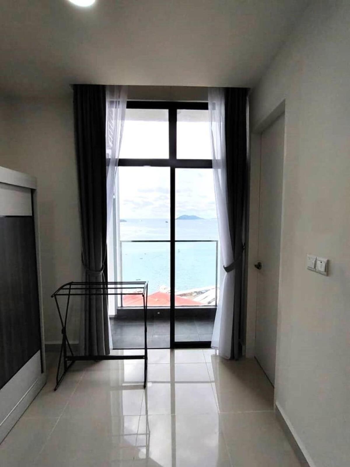 Apartment Maxhome At The Shore *
