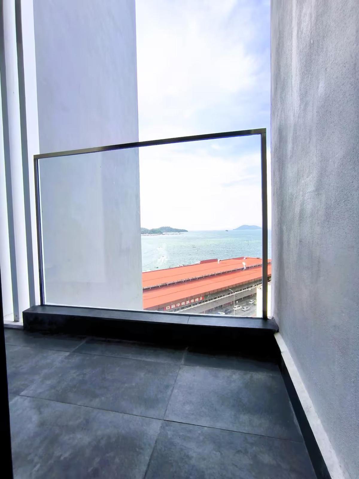 Maxhome At The Shore Kota Kinabalu